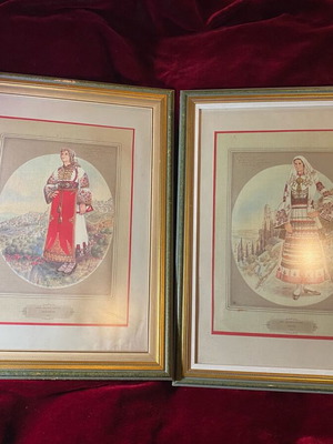 Collectible frames used with local costumes Arachova and Argos