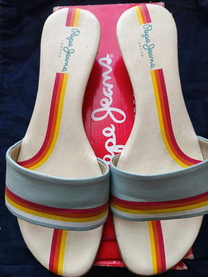 Pepe Jeans London sandals size 39 with transparent heel and colorful stripes like new