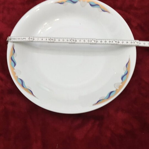 Serving platter like new, large and somewhat deep