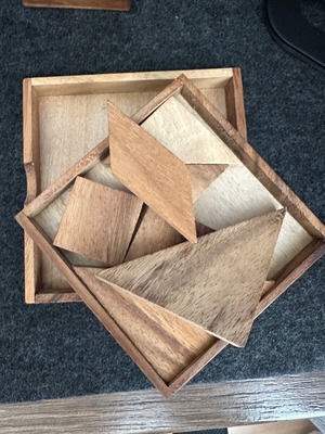 Wooden quiz like new from Museum of Illusions