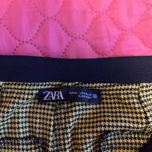 Zara pants tapered fit like new, yellow black pied de poule, size M