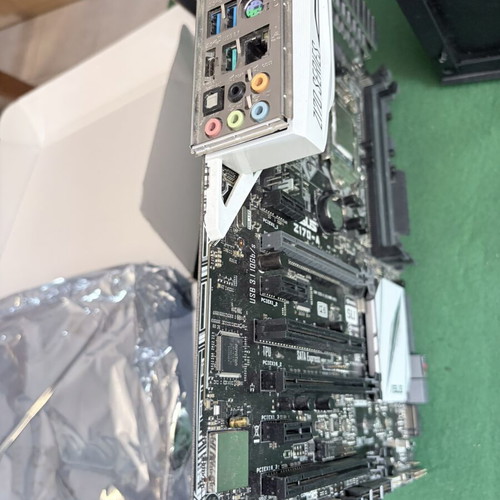 ASUS Z170-A ATX LGA1151 DDR4 motherboard with Intel Core i5 6600k 3.5 GHz
