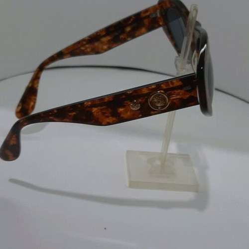 Fatto a mano sunglasses uv400 with black and brown tortoiseshell frame like new