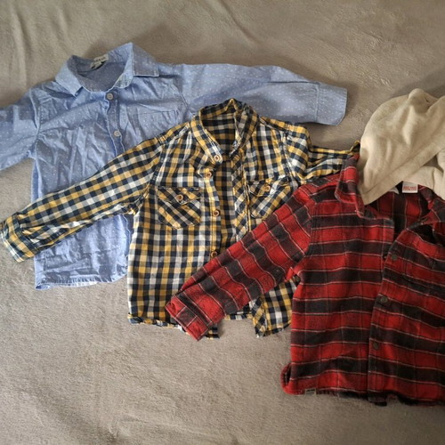 Children's shirts pack of 3 like new