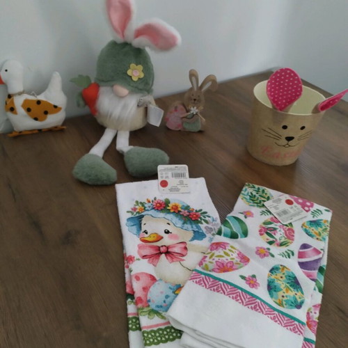 Easter decorations pack new with light-up bunny and handmade duck gift