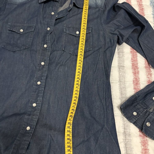 Pink Woman denim shirt size L like new, blue with pockets
