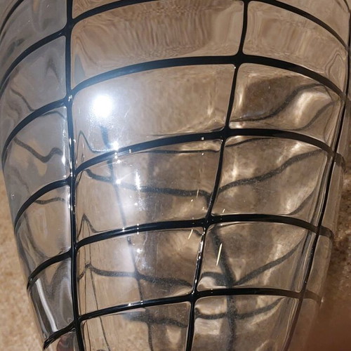 Blown glass vase with grid design like new
