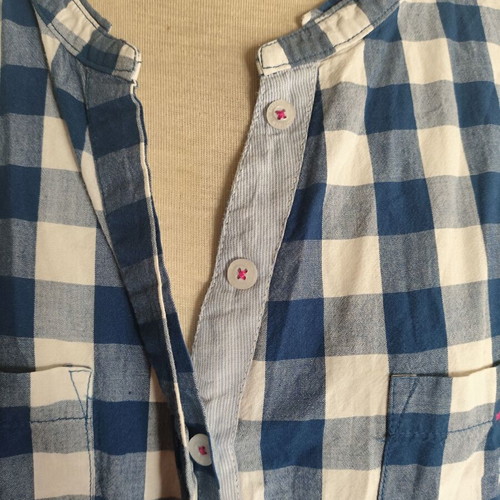 Basefield cotton women's shirt L/XL like new, white and blue