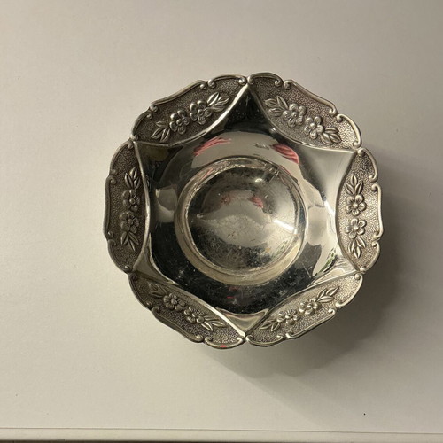 Silver-plated bowl for candies or chocolates used