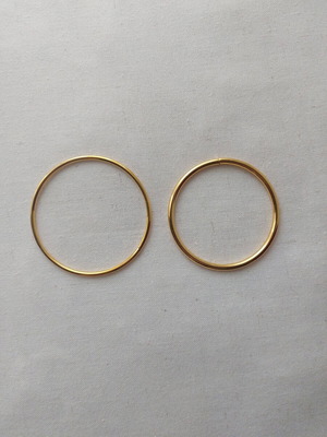 Bracelet new gold unused