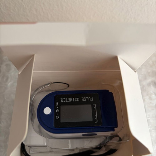 Pulse oximeter fingertip new with LED display