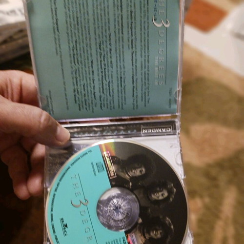 The 3 Degrees Best CD used