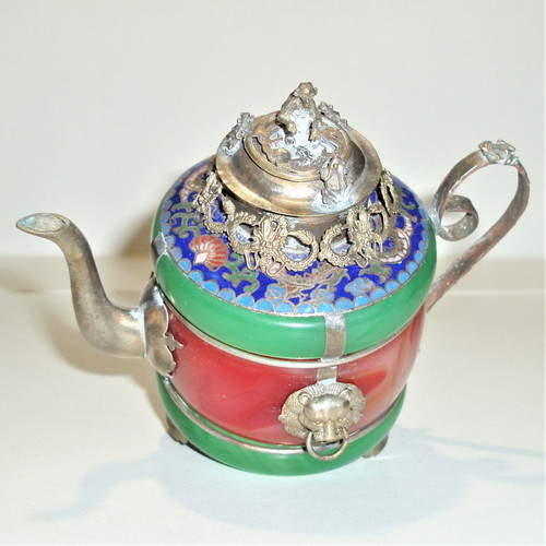 Teapot old porcelain and nephrite used, Asian art