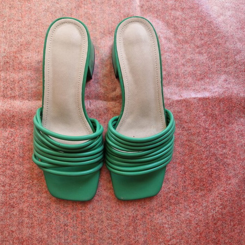 Green platform sandals size 36 new