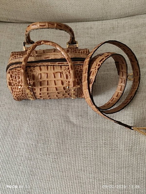 Tous vintage leather crossbody bag camel color like new