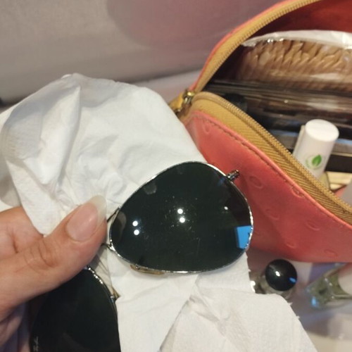 Ray Ban Aviator polarized sunglasses used, green and silver