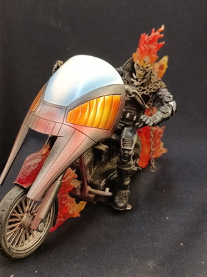 Φιγούρα Ghost Rider 2004 Toy Bizz μεταχειρισμένη με αλυσίδα, 21 εκ