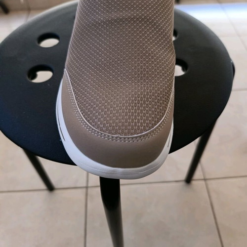 Clogs in white beige color like new