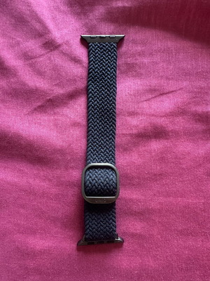 Uniq Apple Watch Band blue like new