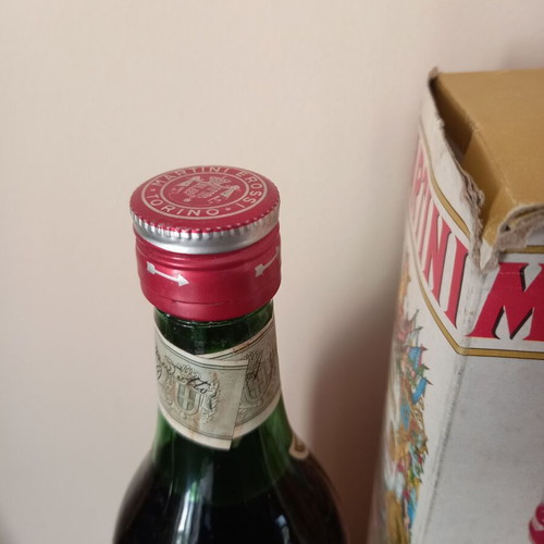Martini Rosso vermouth like new, 1lt, 1970s, with box