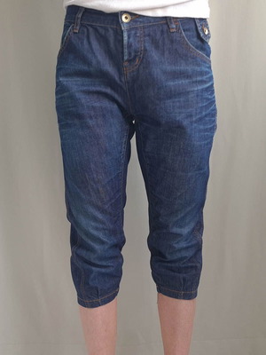 Love Moschino women's capri jeans used, size L W32 L20, blue denim