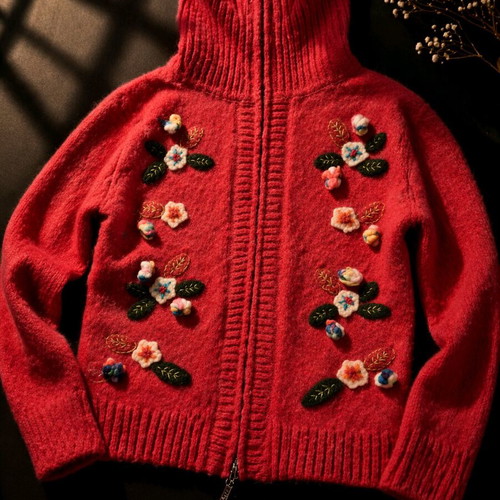 Indian Rose cardigan like new with embossed flowers and double zipper