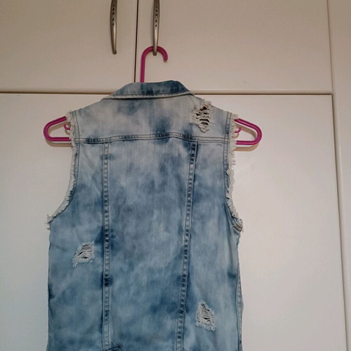 Tally Weijl sleeveless jacket like new, blue denim with rips