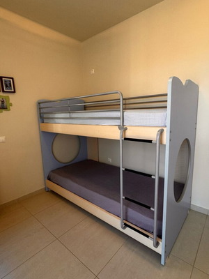 Neoset bunk bed with desk like new, two slightly used mattresses