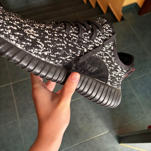 Adidas Yeezy Boost 350 Pirate Black sneakers, size 42