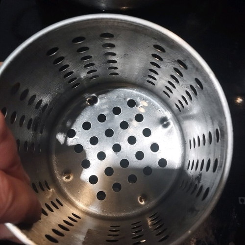 Metallic cutlery drainer and bowl set like new
