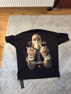 Made by Society T-shirt new, black, size S
