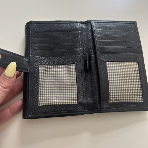 Australia Vintage Wallet like new, black leather