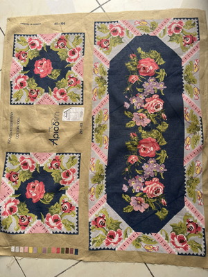 Semin tablecloth with 2 napkins new