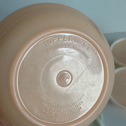 Vintage set of 4 Tupperware bowls used, made in Belgium
