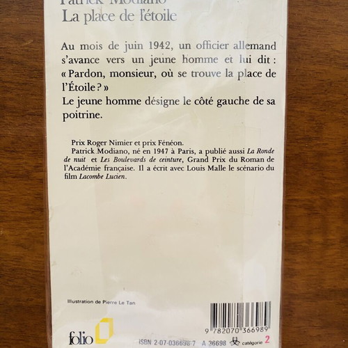 Book used, French language