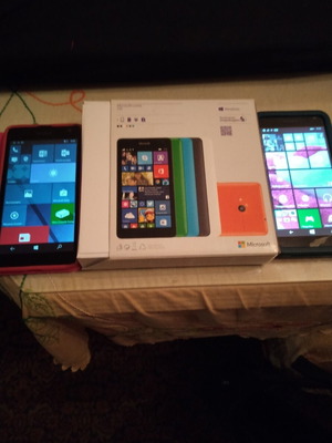 Microsoft Lumia 535 smartphone like new, black, dual battery
