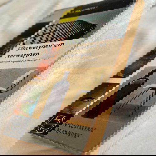 Βιβλίο Ontwerpen en verwerpen για βιομηχανικό design μεταχειρισμένο (1959)