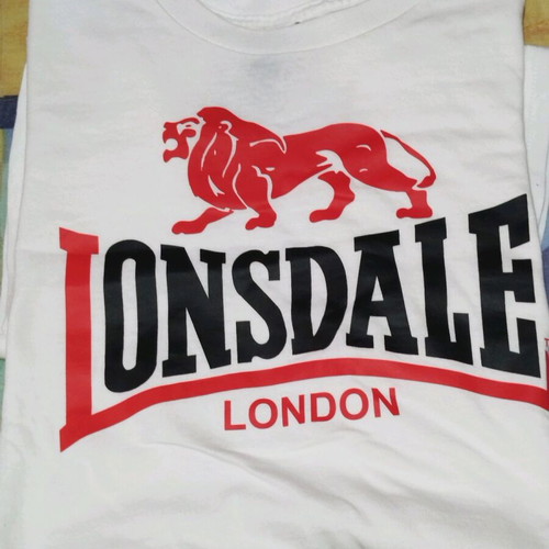 Gildan T-shirt large white used
