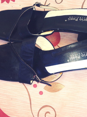 Mario ponti leather sandals new, size 39, black