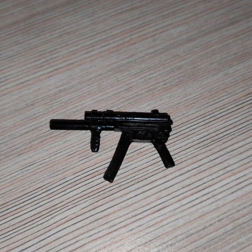 G.I.JOE Duke (v4) 1993 sub-machine gun accessory, Hasbro