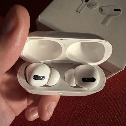 Airpods Pro 1st Gen used with box, right earbud has whistling sound