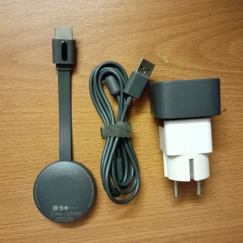 Google Chromecast used, good working condition