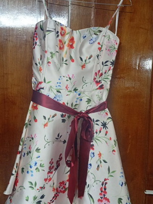 Allure formal dress like new, size small, strapless option