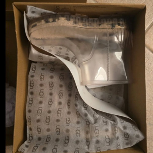 Transparent UGG boots new, size 40, white and silver