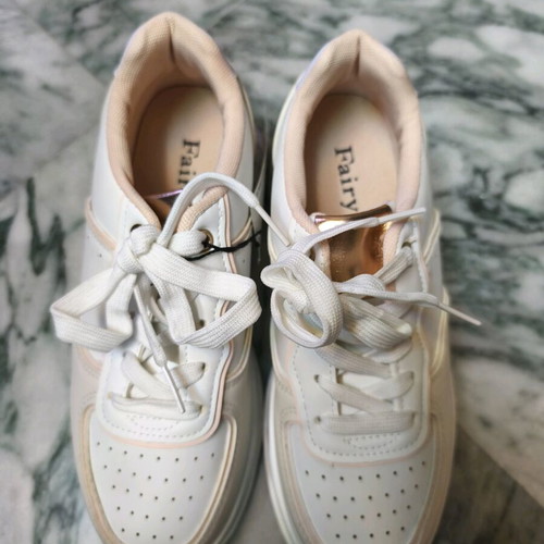 Fairy sneakers new, white with pink details, size 36