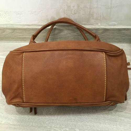 Guy Laroche leather shoulder bag like new, brown