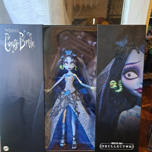 Monster High Corpse Bride Skullector doll