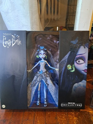 Monster High Corpse Bride Skullector doll