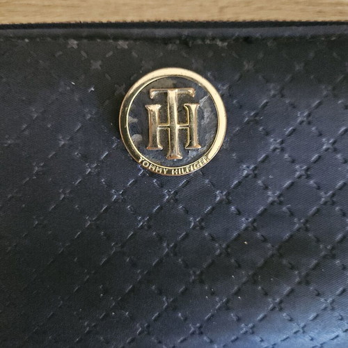 Tommy Hilfiger navy blue fabric women's wallet