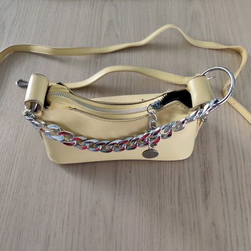 Small yellow shoulder bag new with chain and adjustable straps